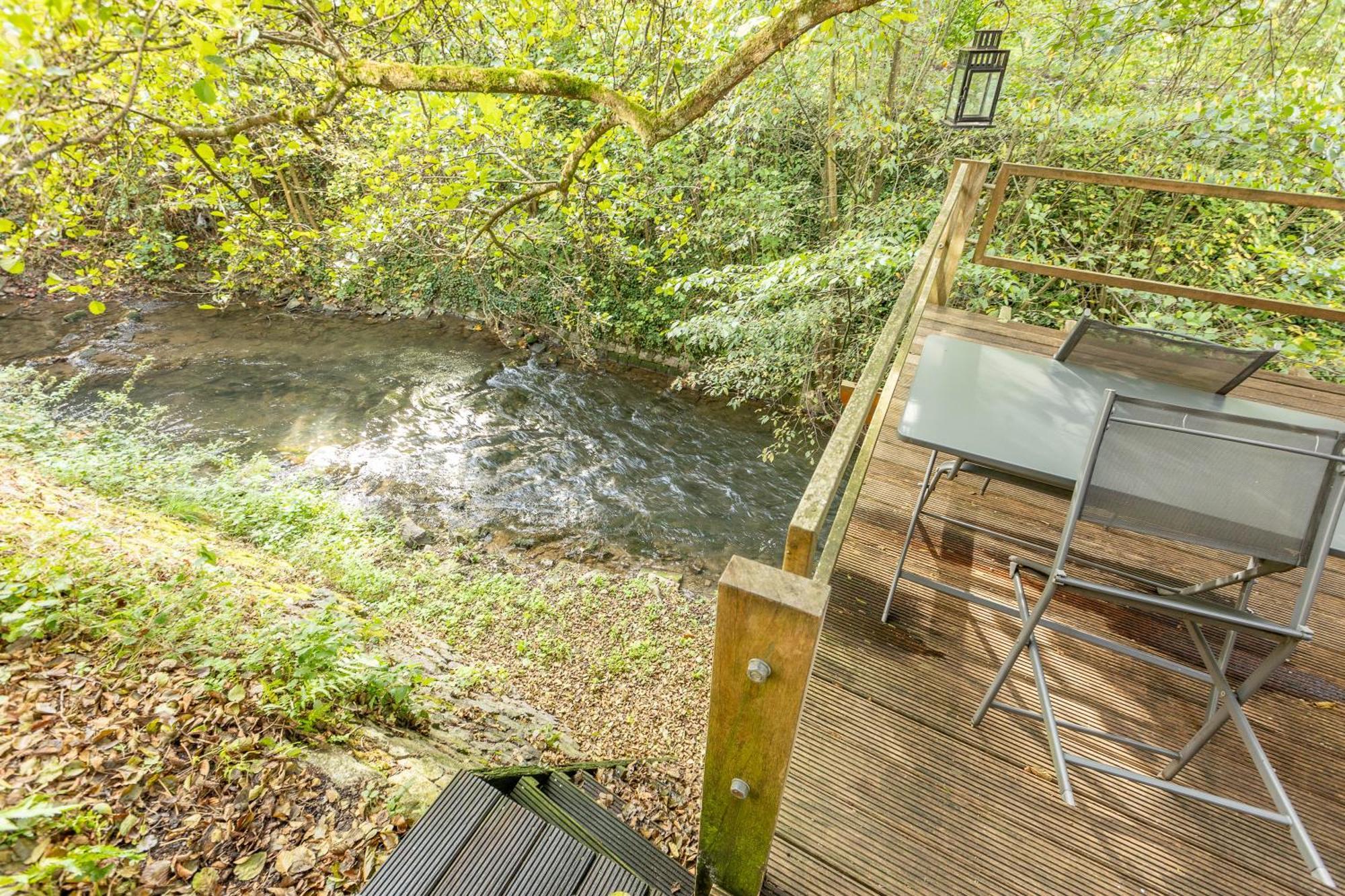 Le Lov'T - Suite Avec Jacuzzi Spontin Eksteriør billede